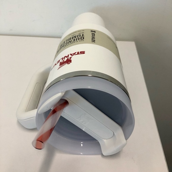 Stanley Mistletoe Twist Limited Quencher H2.0 Flowstate Tumbler 40 OZ (Christmas - Picture 4 of 5